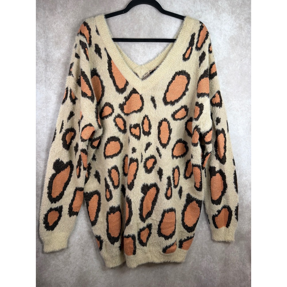 Gigio USA Sweater Womens Large Tan Orange Leopard Print Fuzzy V-Neck Oversized